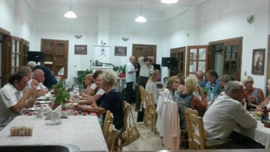 Glaro Garden Hotel Agia Trias Buitenkant foto
